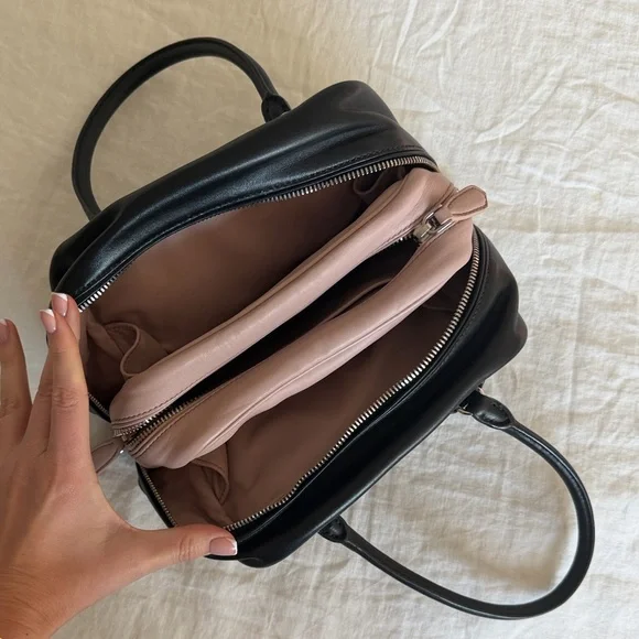 Prada Black Bauletto Saffiano Leather Bag with Soft Pink Calf Leather Interior - Picture 4 of 7